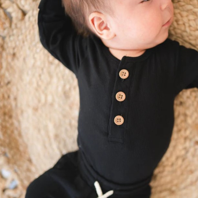 Long Sleeve Ribbed Bodysuit - Black