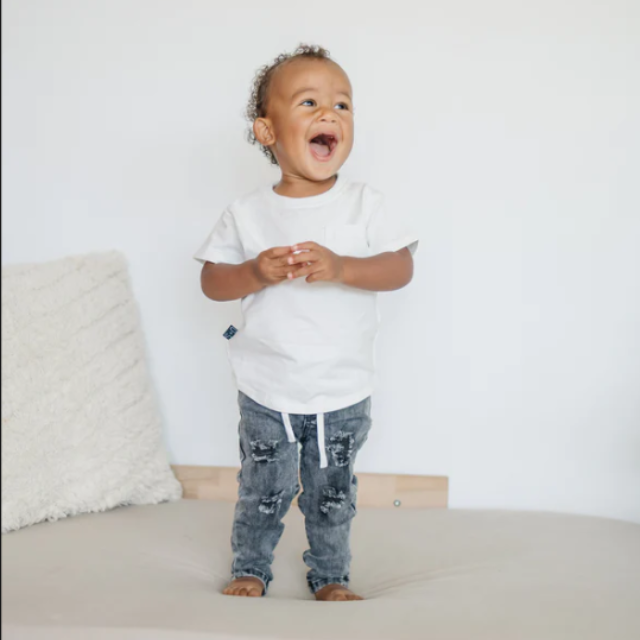 River Tee  |  Round Hem Tee